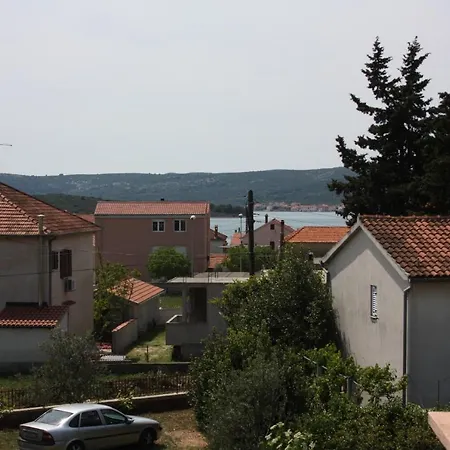 公寓 With A Parking Space Turanj, Biograd - 6197 图兰杰